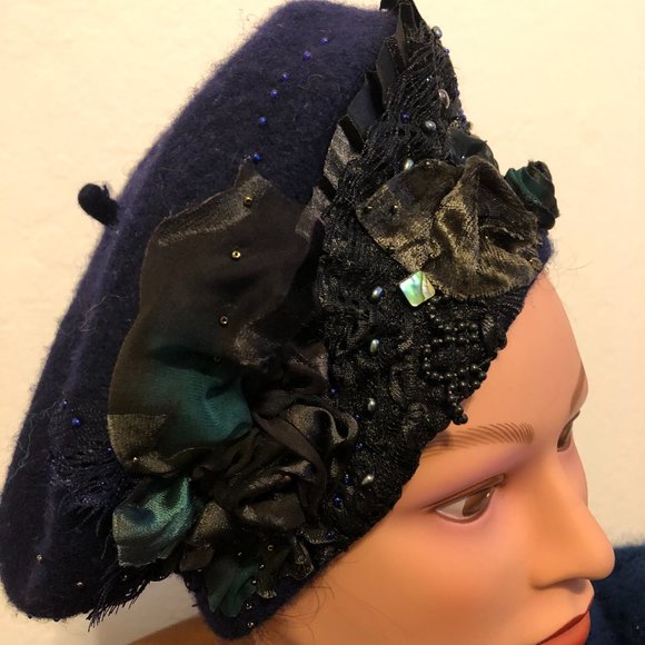 Wool beret main image 4